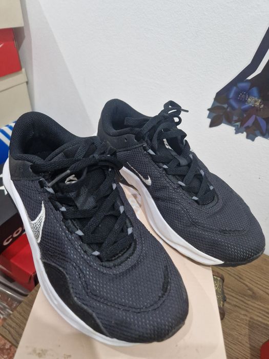 Adidasi Nike runner 37.5