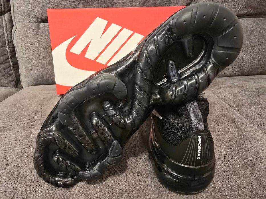 Nike vapormax nr 42 și 44 preț 350 lei