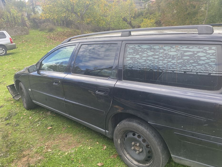 Volvo V70 2006г 2.4 140кс