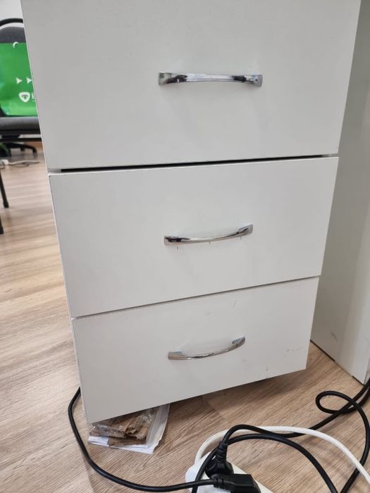 БУ шкафы, стрлы, стуля, тумбы и тд