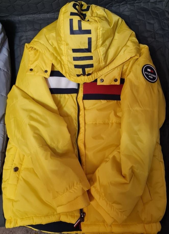 Vând Tommy hilfiger Logan Jackets pentru băieți