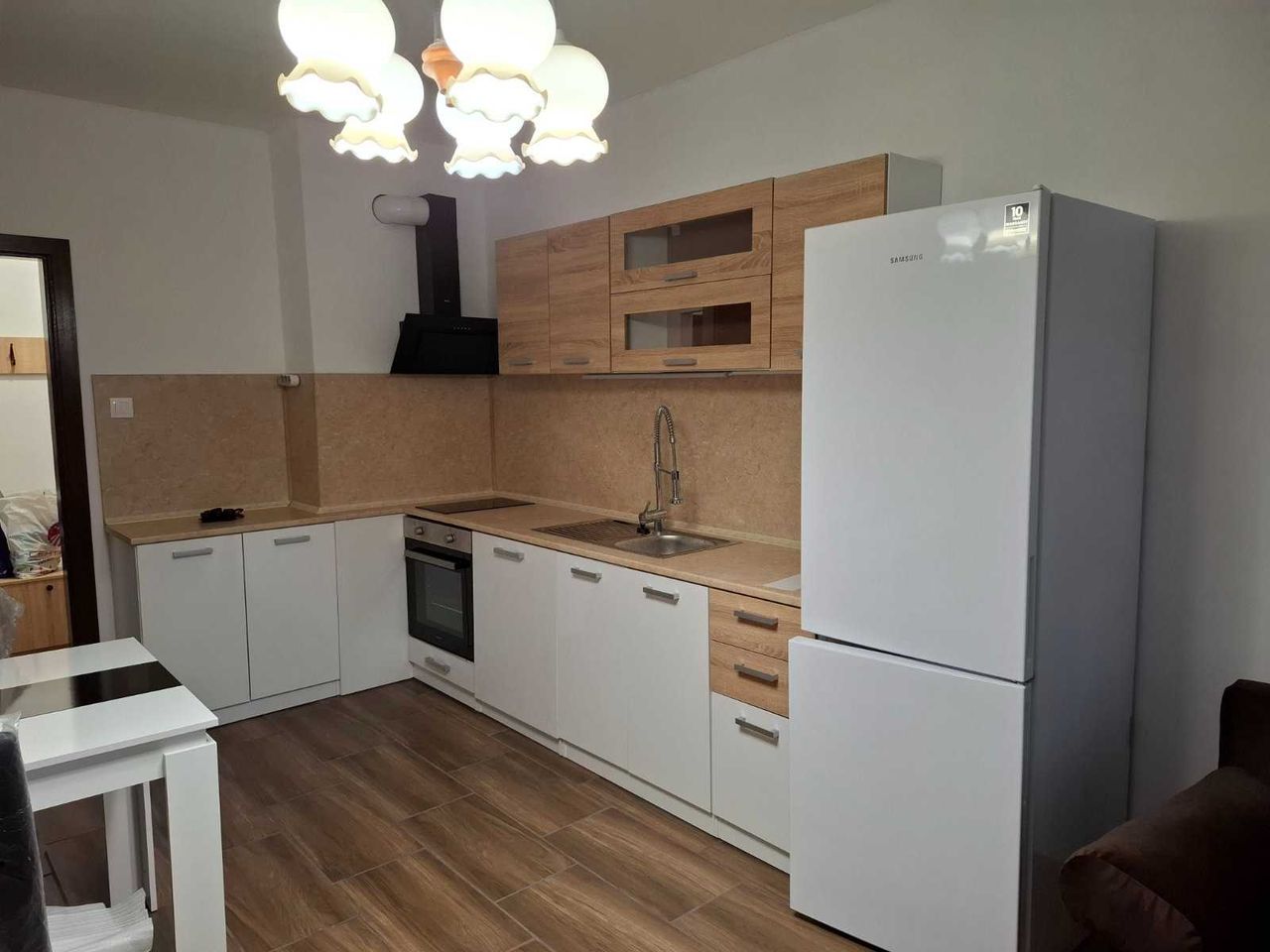 Дава се под наем Четиристаен апартамент в София, Младост 2 - 88 кв.м за 867 € - Снимка #1