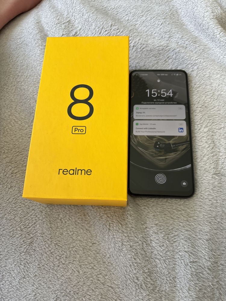 Продам телефон REALME 8 PRO