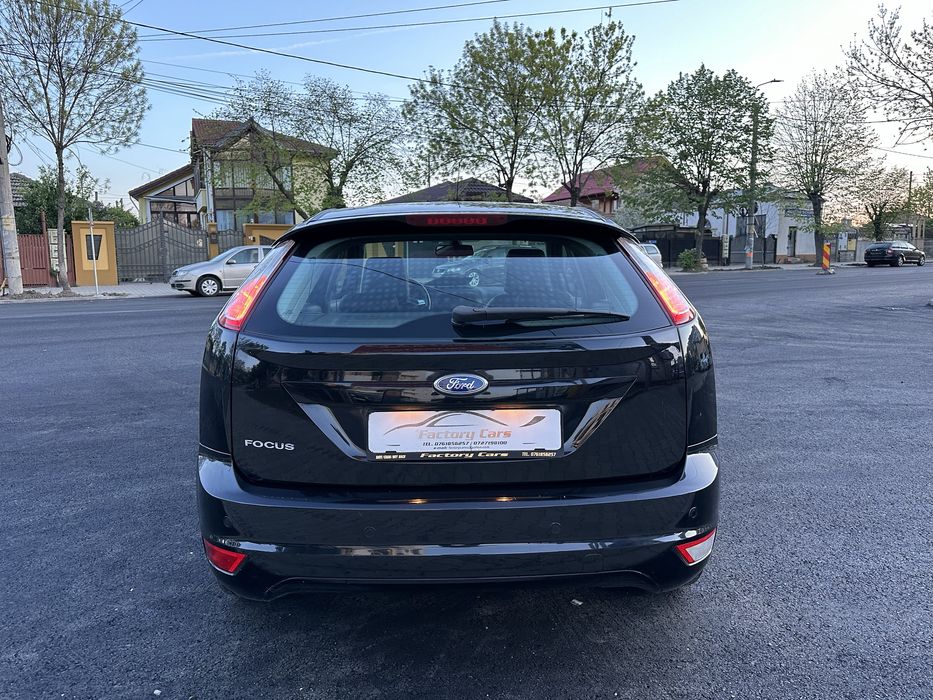 Ford Focus 2 Facelift An 2010 TITANIUM 1.8 Benzina Pornire START-STOP