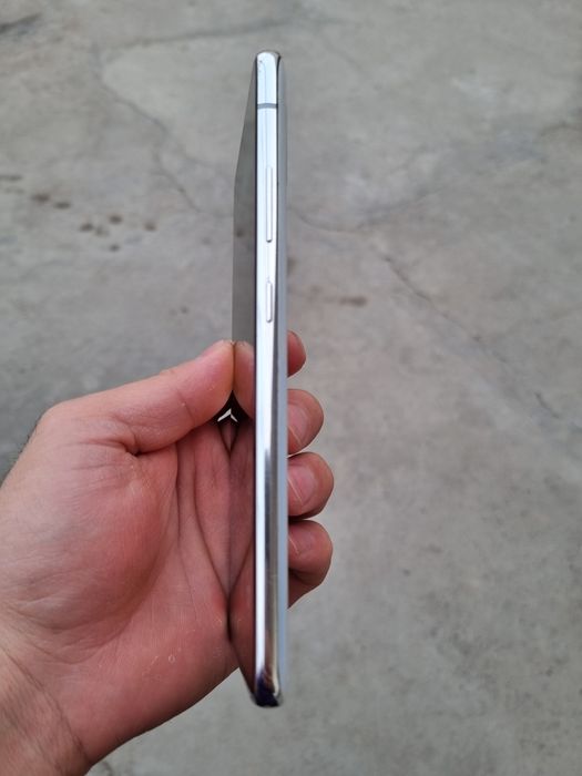 Samsung A90 Сотилади