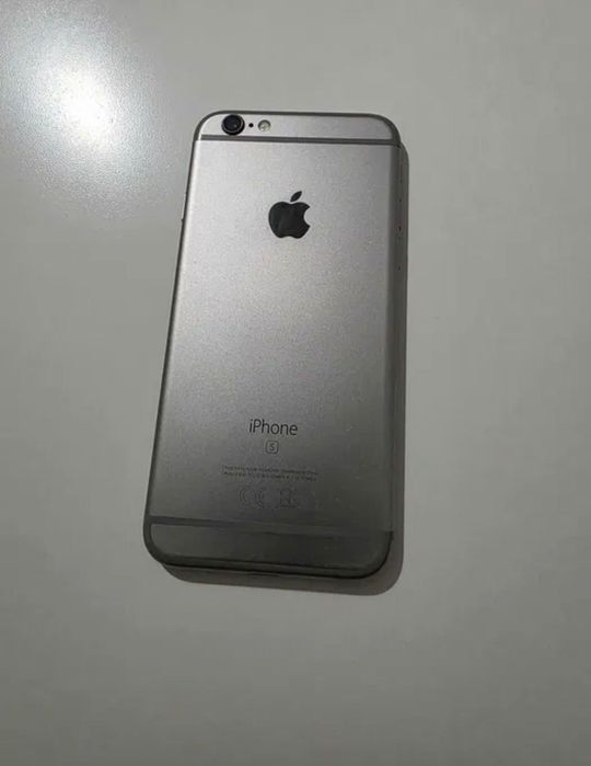 Vând IPhone 6 S impecabil
