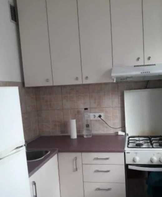 Дава се под наем Едностаен апартамент в Пловдив, Център - 28 кв.м за 122.4 € - Снимка #1