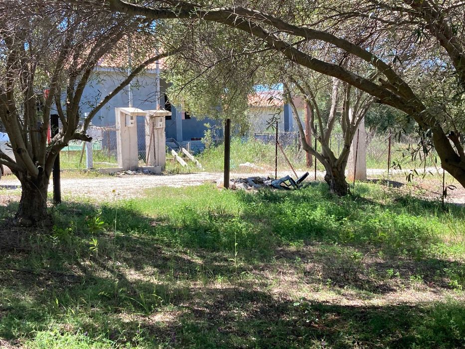 Дава се под наем Парцел в София, Зона Б-19 - 560 кв.м за 1500 € - Снимка #4