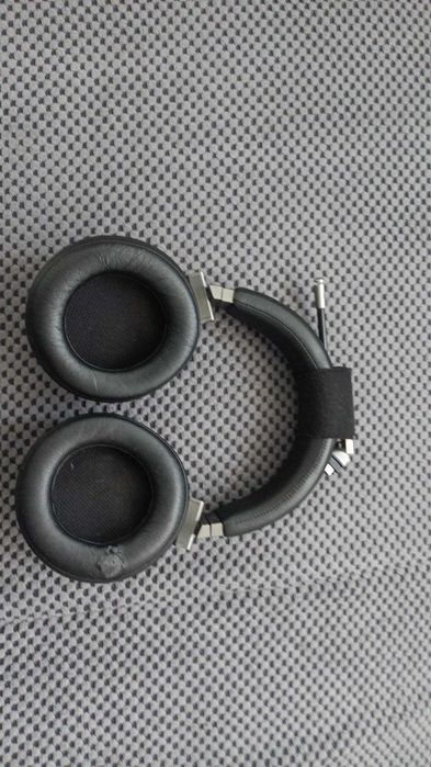 Corsair Virtuoso Wireless – Căști Gaming Premium