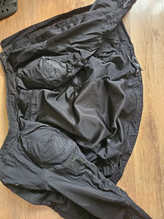 Geaca moto Alipinestars city (rupta, zgariata), manusi, aparatoare