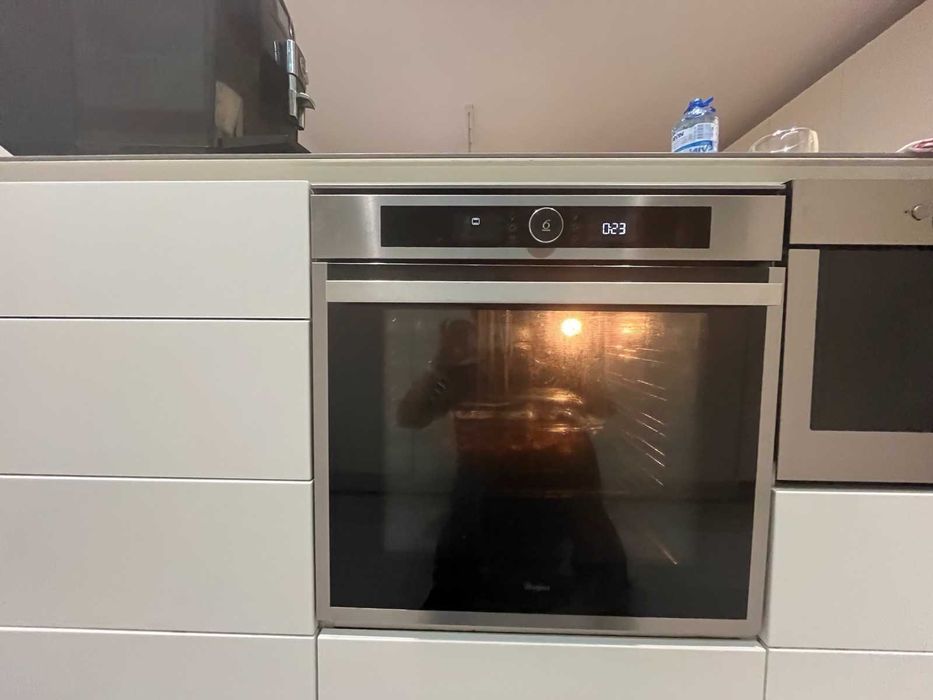Фурна за вграждане Whirlpool