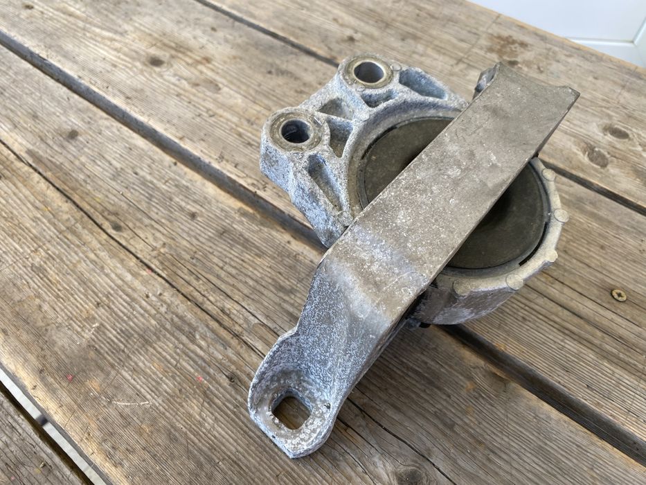 Suport motor Ford Focus 2, C Max 2.0 tdci