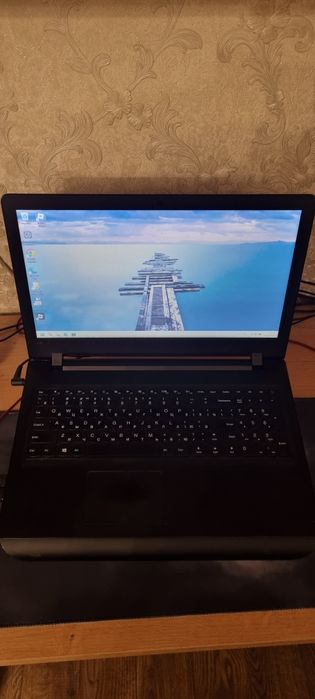 Ноутбук  Lenovo Core-i5\6 , ddr4 4+4 , 240ssd,video 2gb