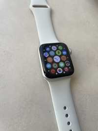 Apple Watch SE  40mm (2nd gen)