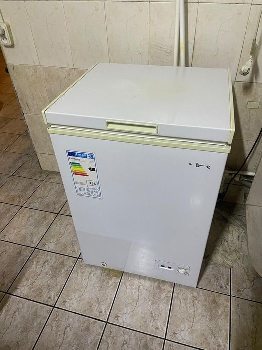 Продам Морозильную камеру