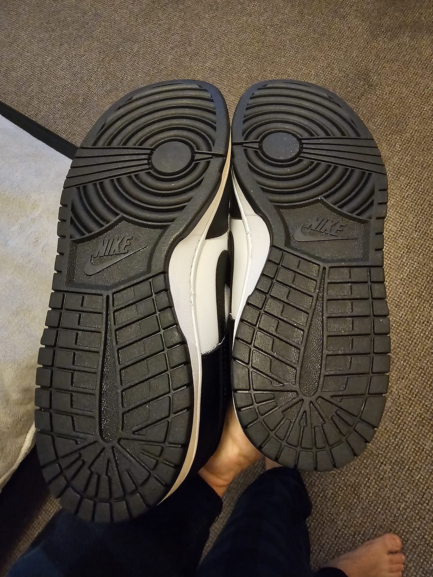 Adidasi nike noi(originali)