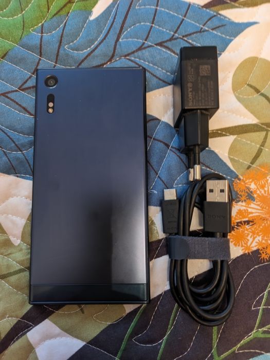 Sony Xperia XZ 3/32 gb
