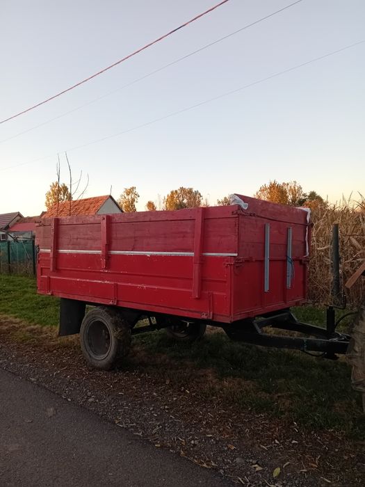 Vând remorcă basculabila