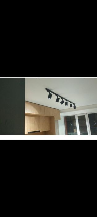 Светильник, трек система