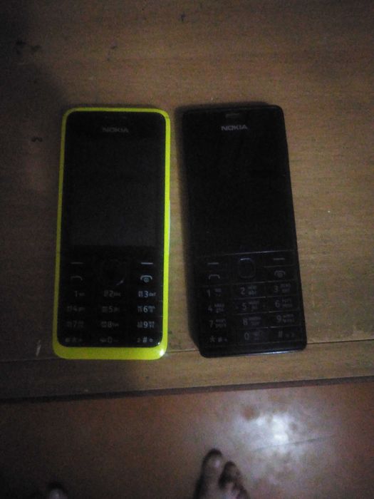 Продам телефоны сотовые