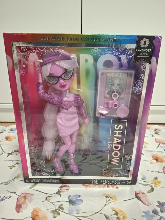 Rainbow High, Shadow High papusi