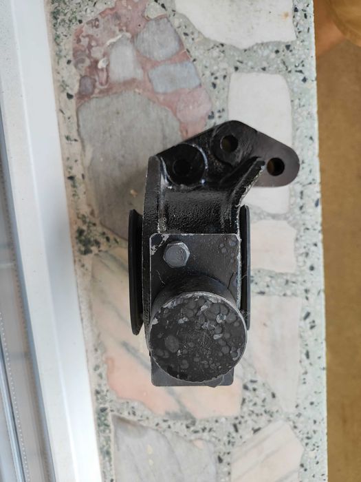 Тампон за двигател на Hyundai XG 300/350