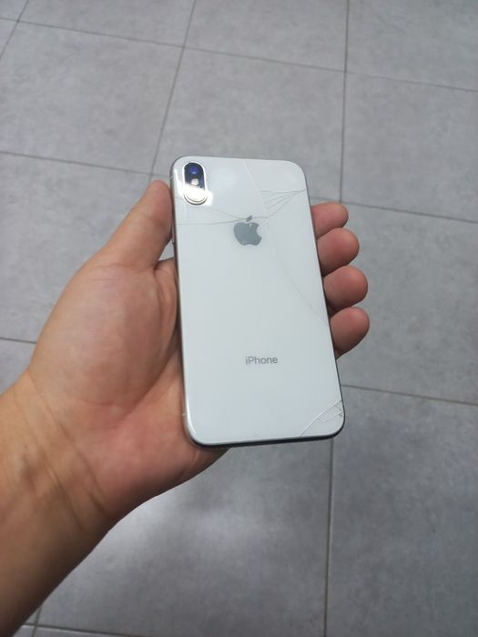iPhone X,на запчасти.Айклауд заблокирован.Аккумулятор ведут.Нет слух д
