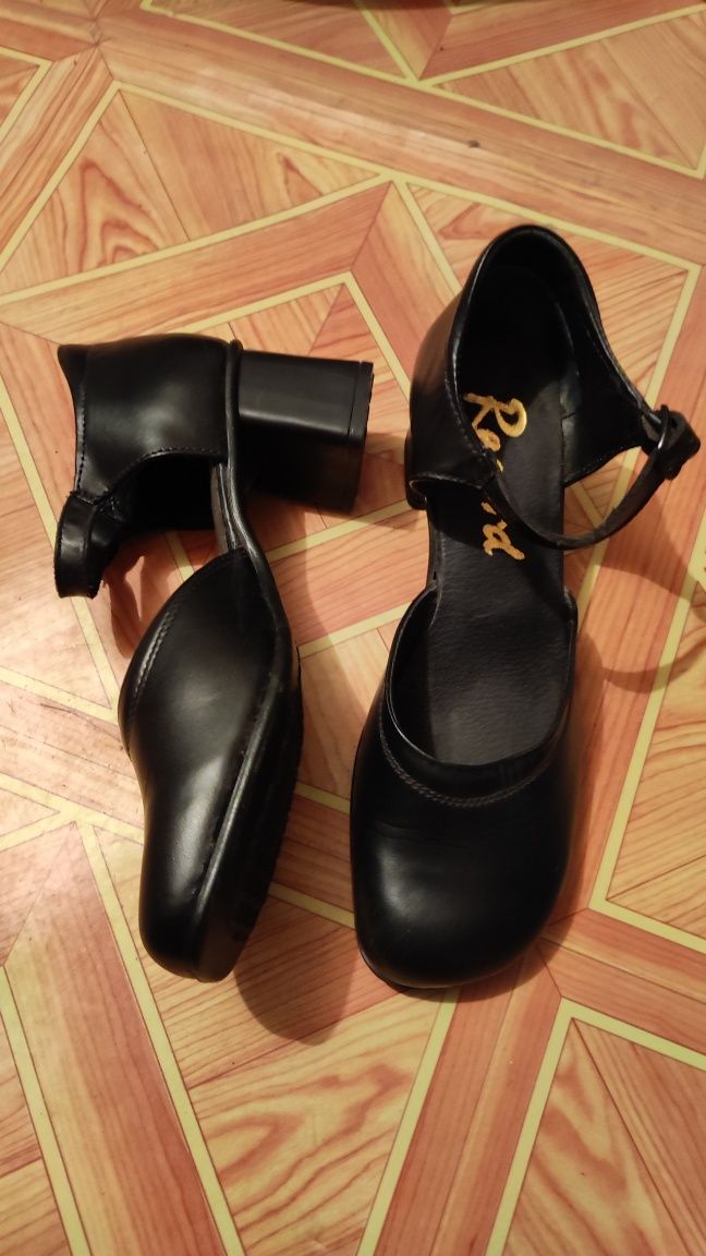 Черни дамски обувки, естествена кожа