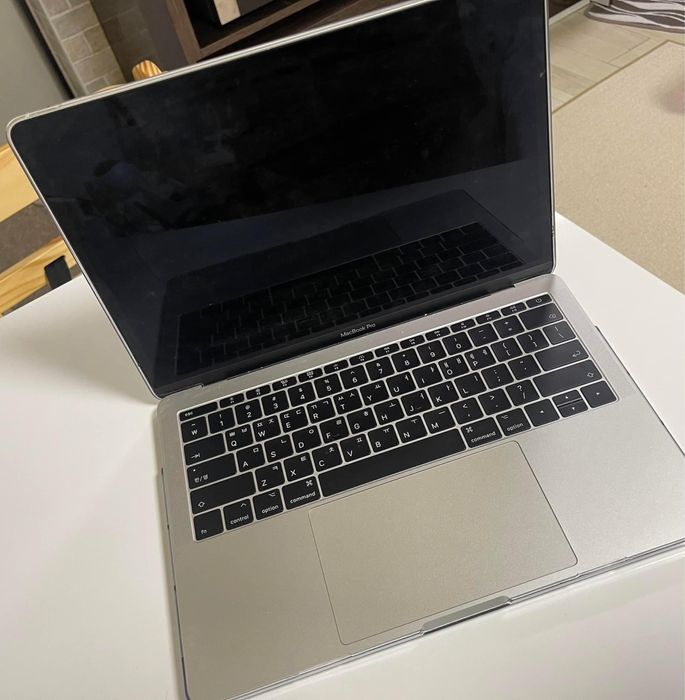 Mac book pro 13