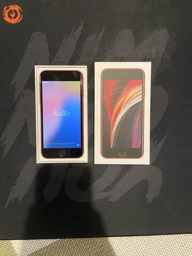 iPhone SE 2 2020 перфектно състояние
