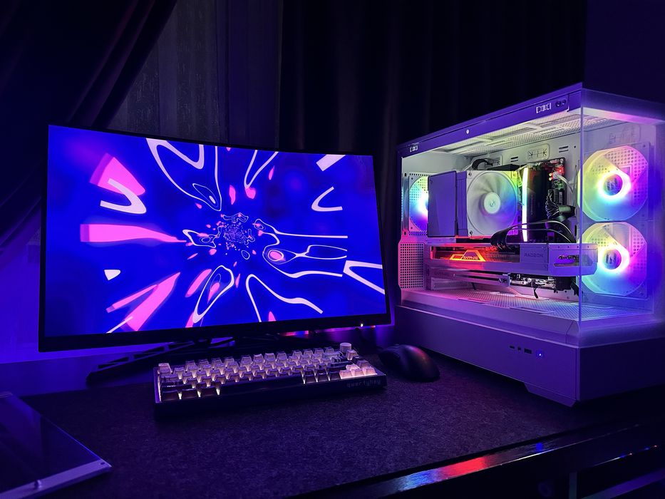 PC Gaming Ryzen 7 7900X3D/RX 7800XT NOU Asamblat Garantie