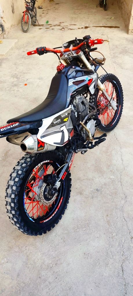 Enduro Kroos R9 250cc