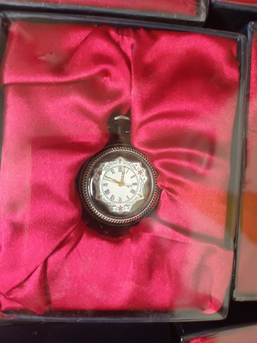 НОВ Джобен Часовник Часовници 5 лв за брой