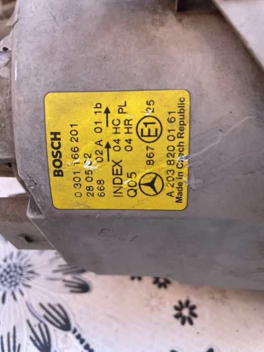 Оригинални фарове за мерцедес w203 оборудвани