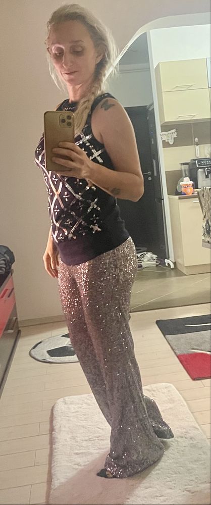 Tinuta de Revelion