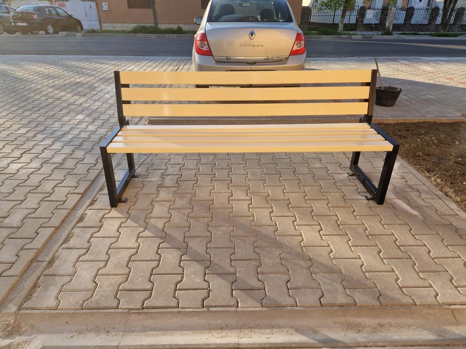 Banca curte cimitir terasa etc