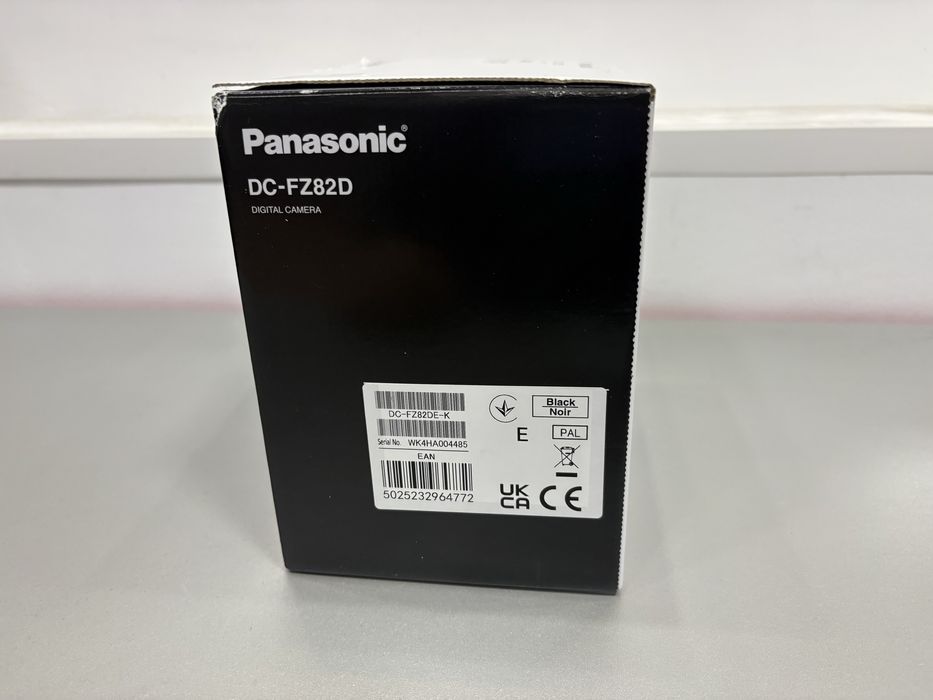 Aparat foto Panasonic DC-FZ82D, rezolutie 4K, nou la cutie