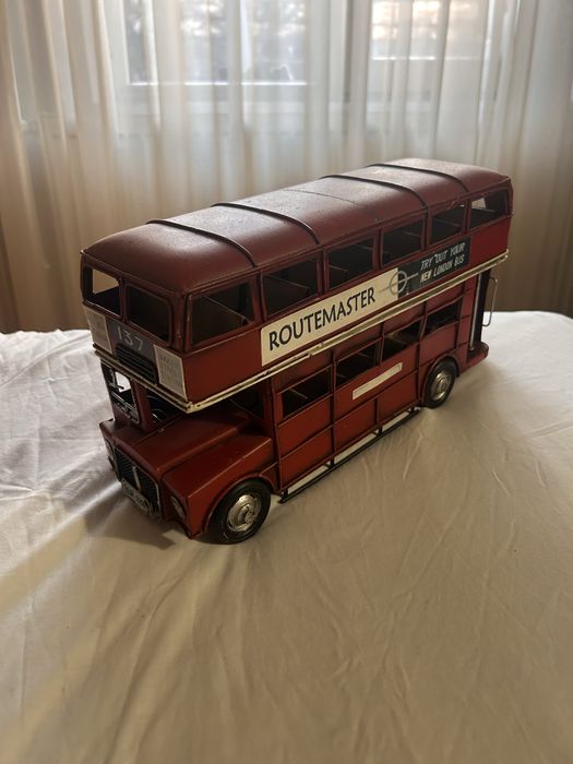 Vand set de jucari sau binelo-uri vechi de colectie