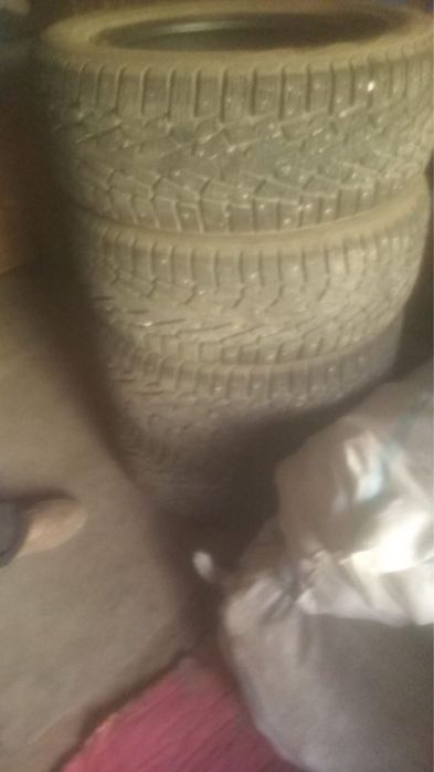 Срочно продам новые шины