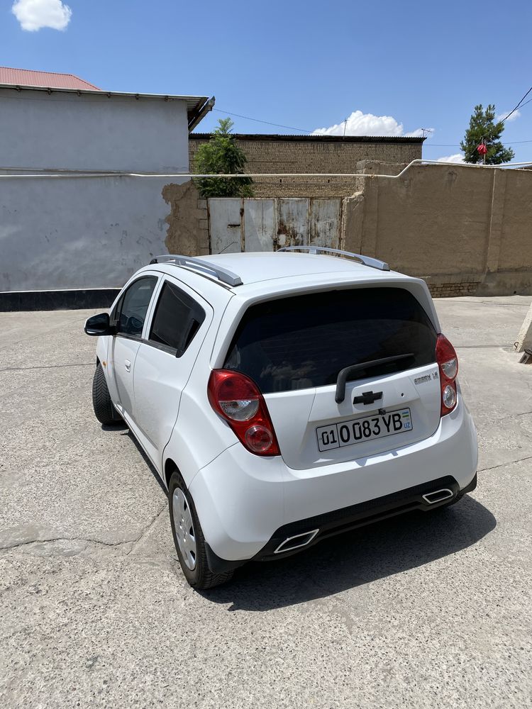 Spark sotiladi metani bor
