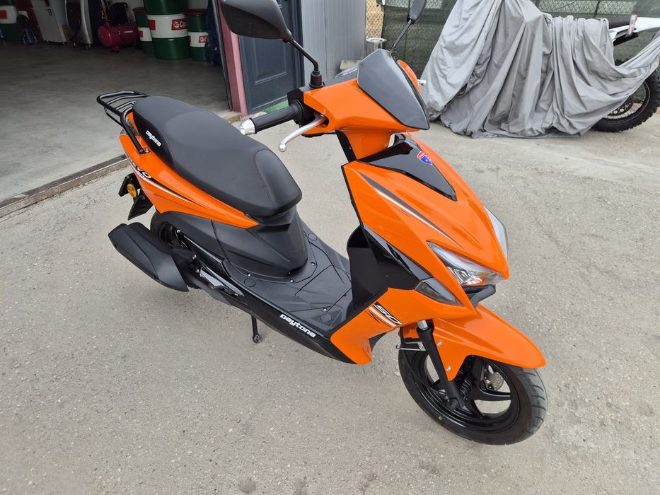 Scuter fara permis