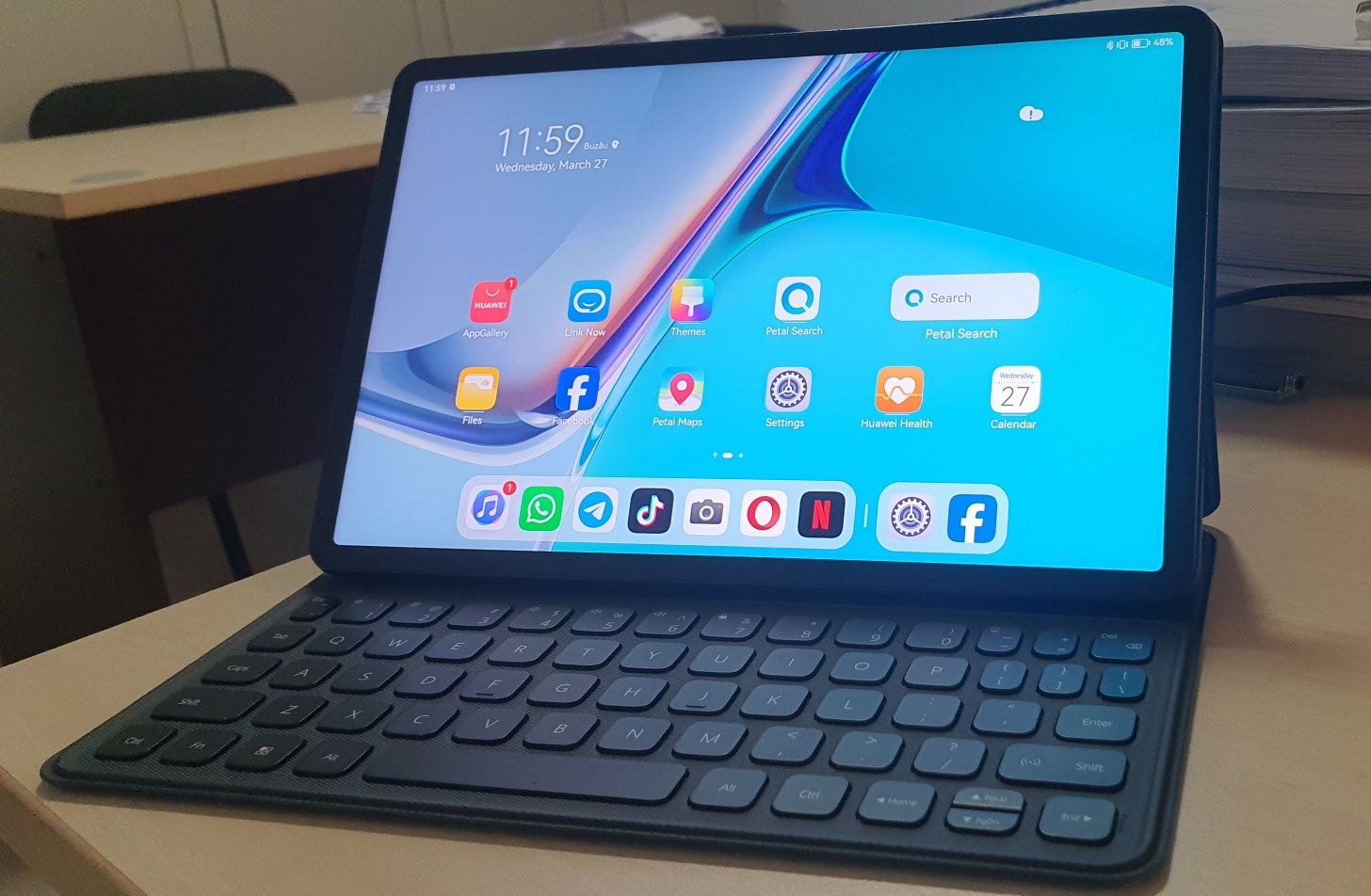 Tableta Huawei MatePad 11 tastatura si pix
