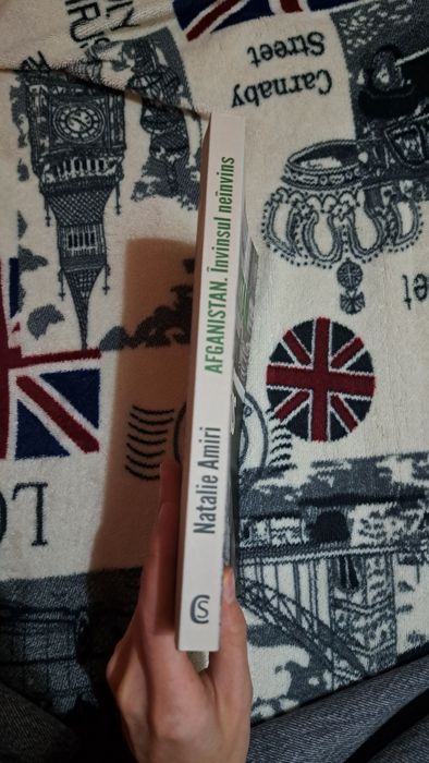 "Afganistan învinsul neînvins" de Natalie Amiri