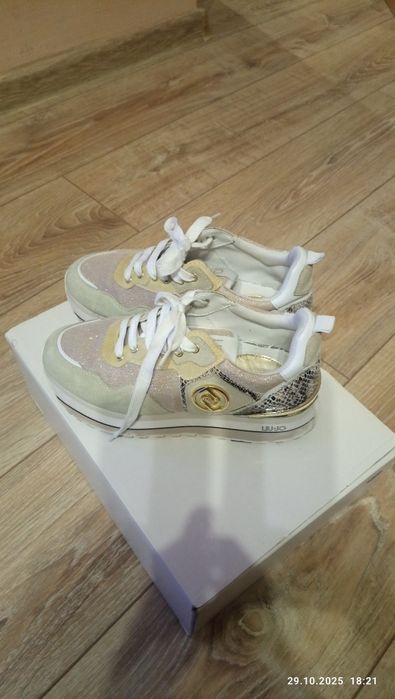 Оригинални сникърси Liu Jo