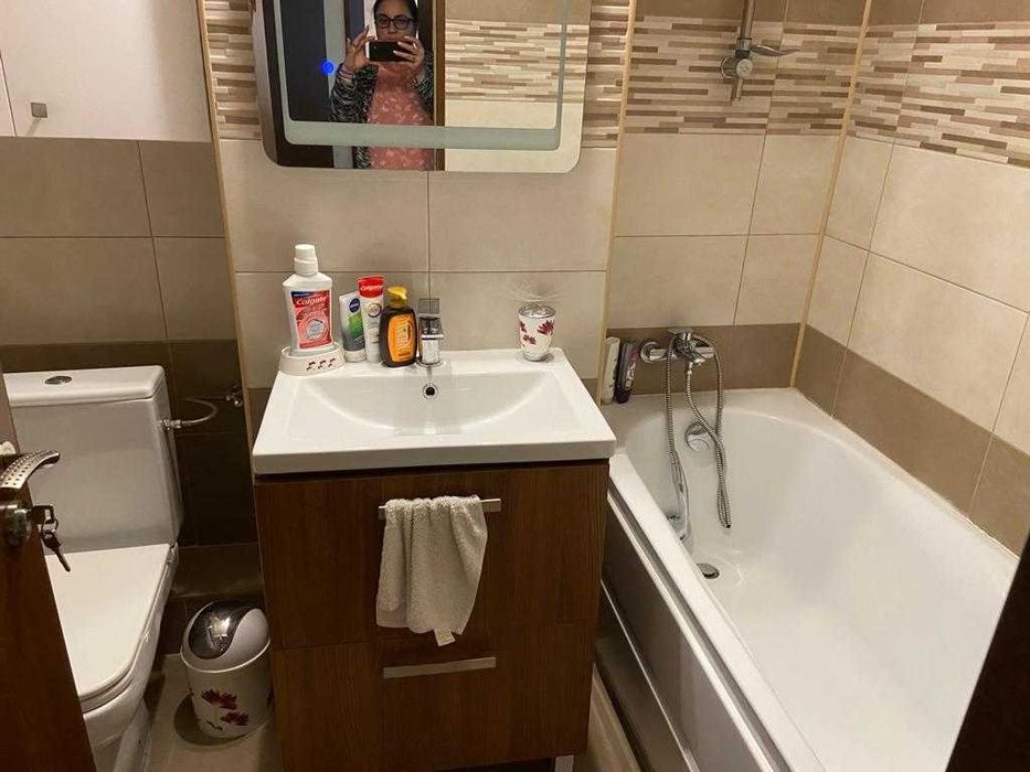 Apartament de inchiriat Lujerului-Politehnica( 3-4 minute de Metrou )