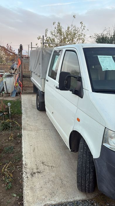 Autoutilitara Volkswagen T5