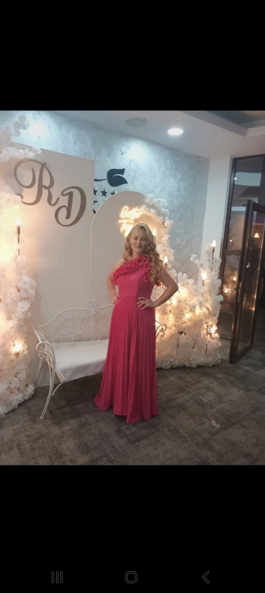 Rochie eleganta superba