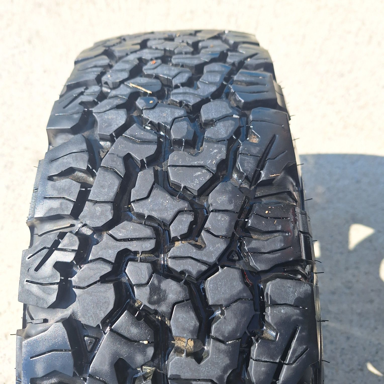 Гуми 4 бр. BF Goodrich ALL Terrain T/A  215.65.16