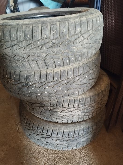 Продам резину зимнюю б/у