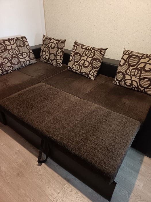 Canapea colțar extensibila